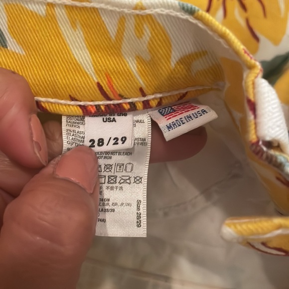 American Apparel Sunflower Print Denim Shorts - Picture 7 of 13